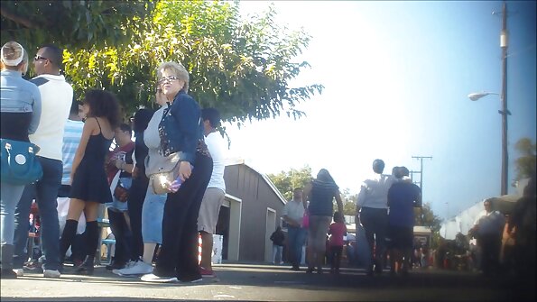 Curvy ประหลาดกับเคาะธรรมชาติขนาดใหญ่ขี่กระเจี๊ยว dong ด้วยความปิติ