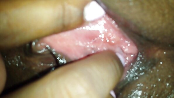 ความปรารถนาที่จะสำเร็จความใคร่ก็เติมแม่บ้านในถุงน่อง