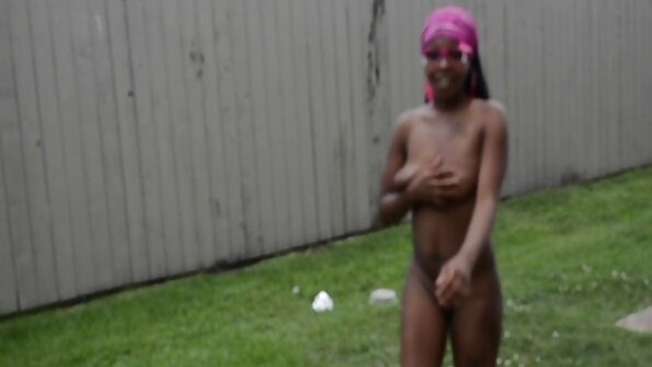 ลาติน่า ทำความสะอาด ท่านหญิง ห่วยแตก เขา ใหญ่ ดิ๊ก ใน คน ห้องน้ำ