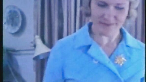 Inked ผมบลอนด์ Kay Carter สนุกกับการ assfucking