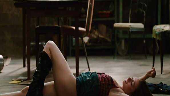 เนิร์ด ผมบลอนด์ ที่รัก กับ เล็ก boobies โดน rammed ยากมาก